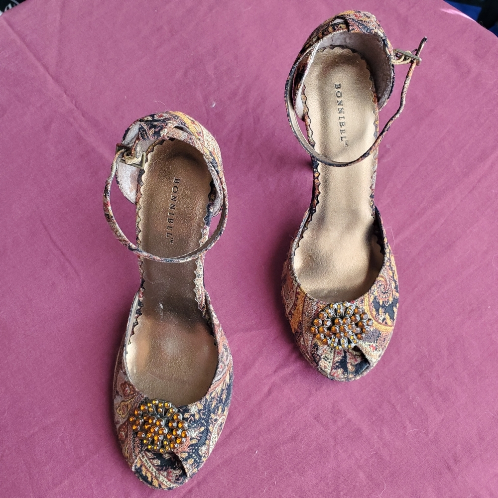 Sz 6 BONNIBEL BRONZE HI HEEL 👠